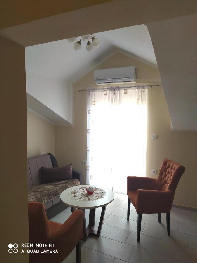 Apartmani Popovic V&A تيفات المظهر الخارجي الصورة